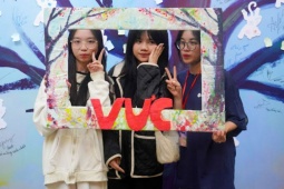 Bạn trẻ - Cuộc sống - Học sinh Hà Nội tổ chức triển lãm tranh độc đáo