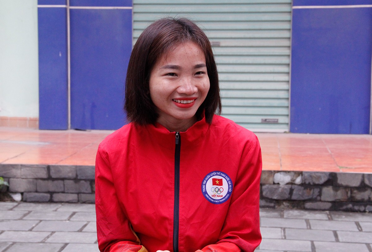 Vận động viên điền kinh Nguyễn Thị Oanh hạnh phúc vì những thành tích đã đạt được trong năm 2023
