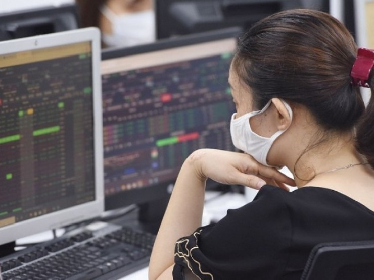 Xuống tiền vào “sân chơi nóng” nhiều ái nữ, thiếu gia lãi cả trăm đến cả nghìn tỷ đồng