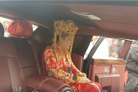 Cộng đồng mạng ca ngợi cô dâu Trung Quốc sở hữu của hồi môn trăm tỉ