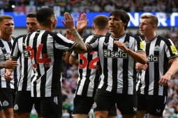 Bóng đá - Newcastle loại 2 SAO trị giá 57 triệu bảng, chỉ còn 23 cầu thủ đá Ngoại hạng Anh
