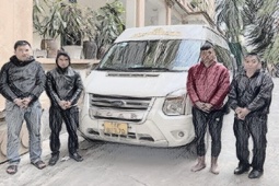 Pháp luật - Chiếc xe khách "ma quái" và nỗi khiếp đảm của những vị khách đen đủi