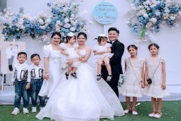 Bạn trẻ - Cuộc sống - Câu chuyện nhận nhầm ở gia đình có 5 cặp song sinh và tâm sự của người con xa xứ dịp Tết về