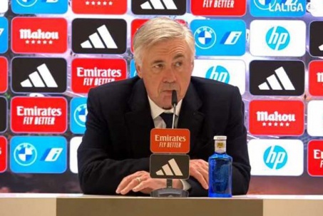HLV Ancelotti khó chịu vì Mbappe, tuyên bố Real có 6 SAO hay nhất thế giới