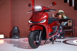 Thế giới xe - Có nên đưa Honda Stylo 160 giá 43 triệu đồng về Việt Nam không?