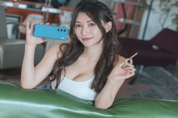 Thời trang Hi-tech - Samsung sắp có smartphone màn hình gập 3 cực "chất"