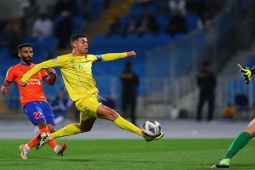 Bóng đá - Mãn nhãn Ronaldo hóa "người hùng" trận đấu 1.000, lập hàng loạt cột mốc khủng