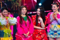 Thời trang - "Cô trưởng phòng nóng nhất phim VTV" mặc váy ngắn khoe dáng nuột trên sóng truyền hình