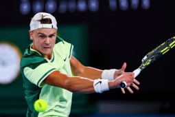 Nóng các giải tennis ATP & WTA: Holger Rune bị loại, Sinner vào tứ kết Rotterdam