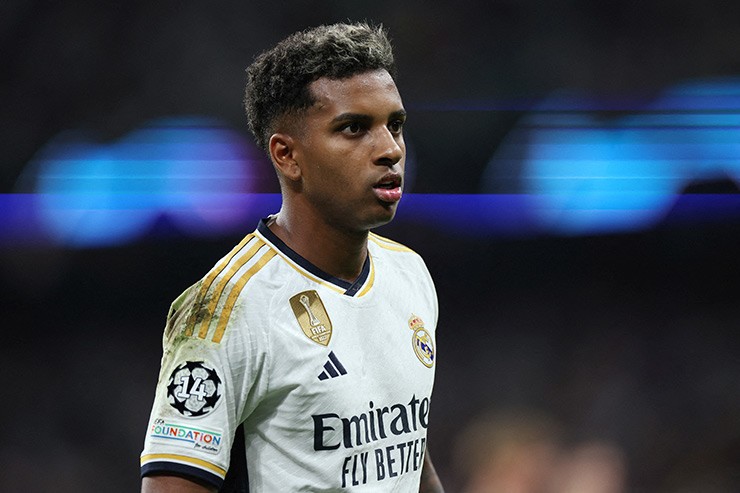 Rodrygo chơi khá tốt mùa này nhưng vì thế anh lại có thể bị Real bán để đón Mbappe