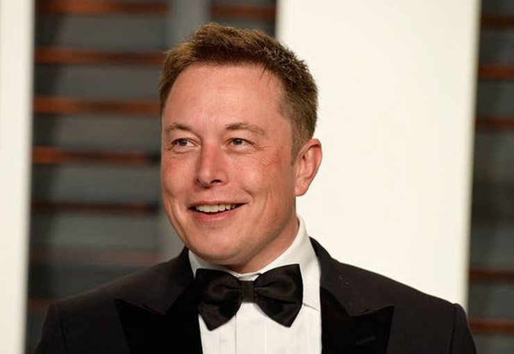 Có thời điểm khối tài sản của tỷ phú Elon Musk đạt 306,5 tỷ USD. Điều đó đồng nghĩa với việc, dù kiếm được 100 triệu USD mỗi năm, bạn vẫn sẽ mất 3.065 năm để đạt đến độ giàu có đó.