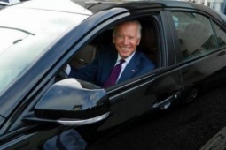 Sắp đấu giá xế hộp 'độc nhất vô nhị' của Tổng thống Mỹ Joe Biden