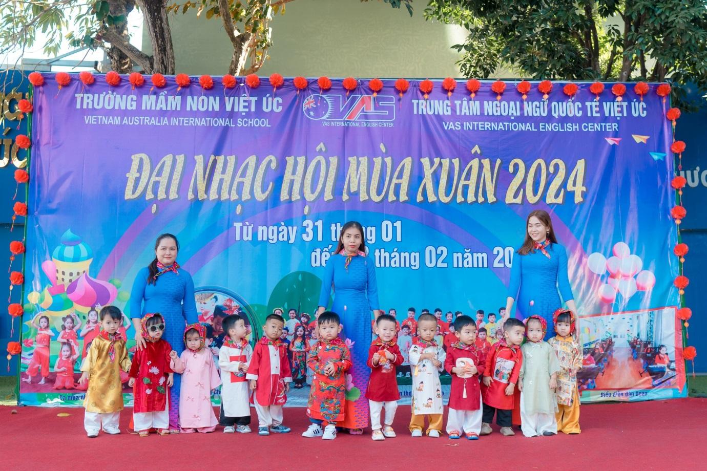 Trường mầm non Việt Úc tại Cần Thơ tổ chức Đại nhạc hội mùa xuân 2024 cho trẻ - 5