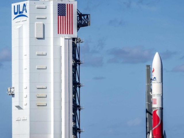 Thế giới - Hiểm họa từ cuộc đua lên mặt trăng