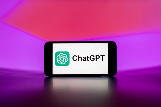 “Tâm sự” với chatbot AI, coi chừng bị lộ dữ liệu cá nhân - 1