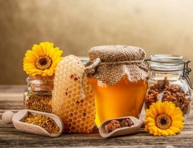 Những thực phẩm đại kỵ với mật ong, chớ dại ăn chung kẻo nguy hiểm khôn lường - 1