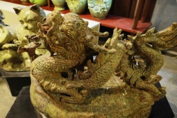 Tin tức trong ngày - Bộ tác phẩm với màu men chưa từng có, xác lập Kỉ lục Việt Nam