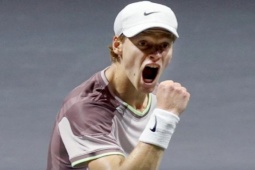 Thể thao - Sinner lần đầu vào top 3, "phả hơi nóng" với Alcaraz (Bảng xếp hạng tennis 19/2)