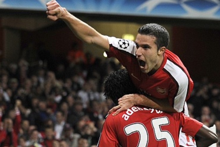 Cặp đôi song sát Adebayor và Van Persie