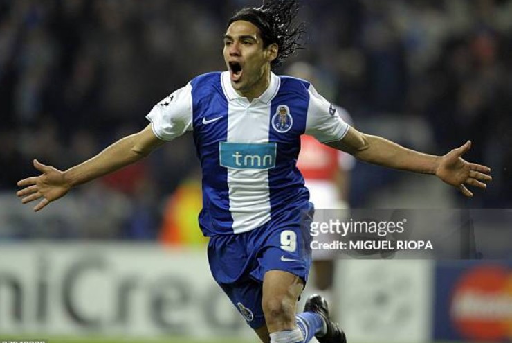 Falcao từng khiến Arsenal ôm hận