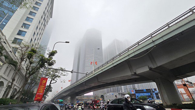 Dự báo thời tiết hôm nay ngày 20/2: Miền Bắc sáng sớm có sương mù, mưa nhỏ vài nơi, trưa chiều trời có thể hửng nắng.