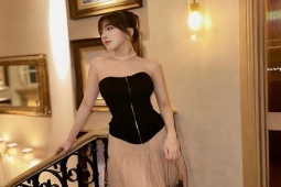 Làm đẹp - Bí quyết sở hữu "vũ điệu" đường cong nóng bỏng của người yêu cầu thủ Hoàng Đức