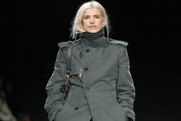 Thời trang - Burberry của những người thích phiêu lưu và du ngoạn thành phố