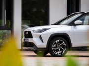 Tin tức ô tô - Giá xe Toyota Yaris Cross niêm yết và lăn bánh tháng 2/2024