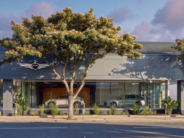 Tư vấn - Giá ô tô mới giảm 3,5% trong tháng 1