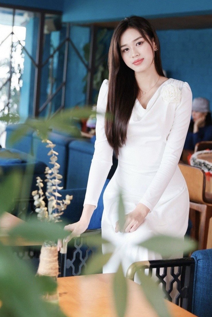 Bên cạnh việc kinh doanh, Hoa hậu Đỗ Thị Hà dự định học một chương trình khác nữa.