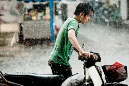 Đàn ông - Ngoài nghiện MXH, đàn ông đang lãng phí thời gian, cuộc đời tụt dốc vì làm 4 thứ này