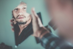 Đàn ông - Làm thế nào để chàng thoát khỏi đôi mắt "gấu trúc"?