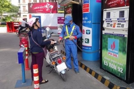 Giá xăng dầu hôm nay 22/2: Dầu thô tiếp tục tăng, giá xăng tại Việt Nam chiều nay ra sao?