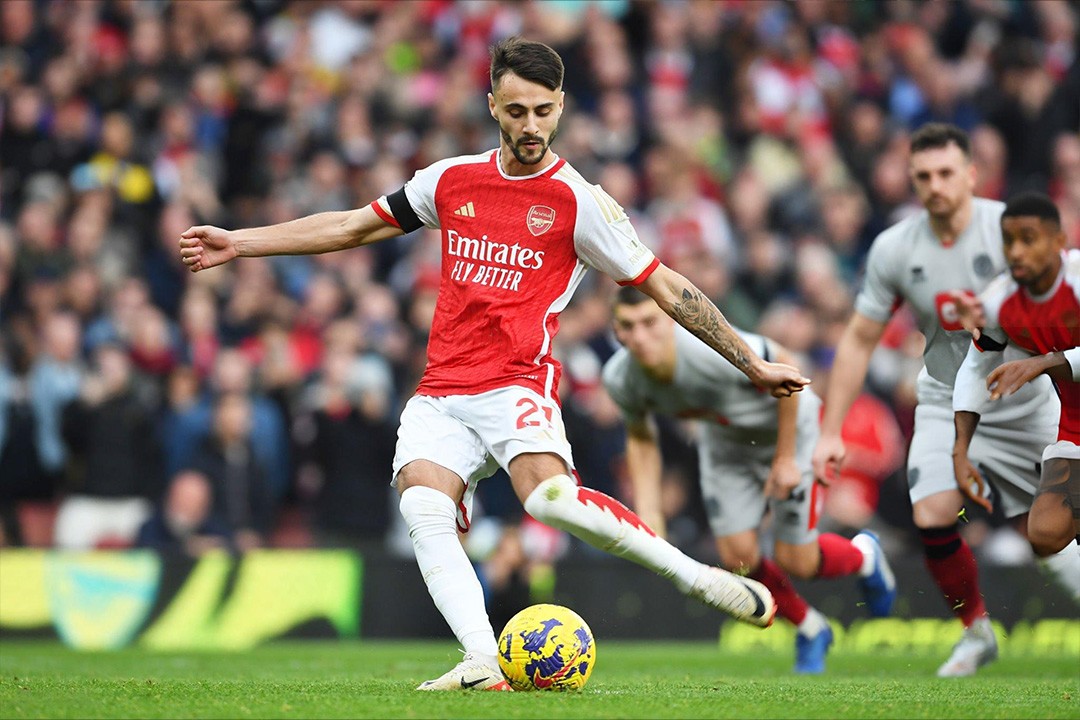 Fabio Viera nhiều khả năng quay trở lại trong trận gặp FC Porto.