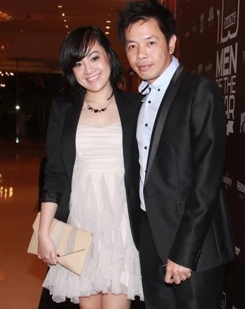Thái Hòa bên vợ kém 11 tuổi.