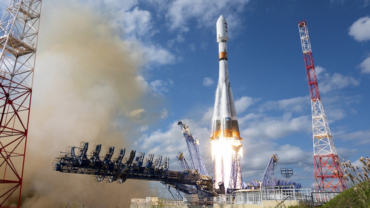 Một vụ phóng tên lửa đẩy vào vũ trụ của Nga.