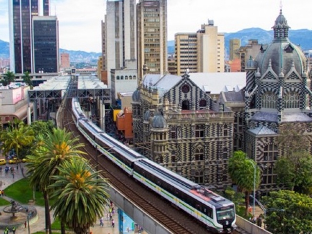 Thế giới - Khi “hơi thở của quỷ” kết hợp với ứng dụng hẹn hò thành cái bẫy hoàn hảo