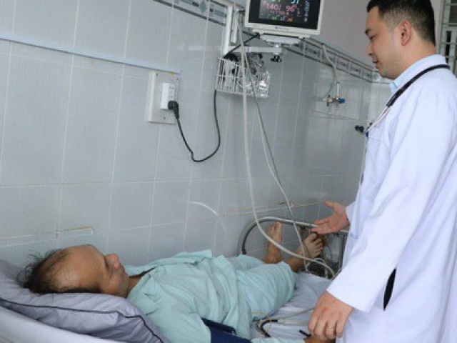 Người đàn ông 57 tuổi ngưng tim 90 phút may mắn được cứu sống, bác sĩ khuyên nên thường xuyên làm việc này để phòng bệnh