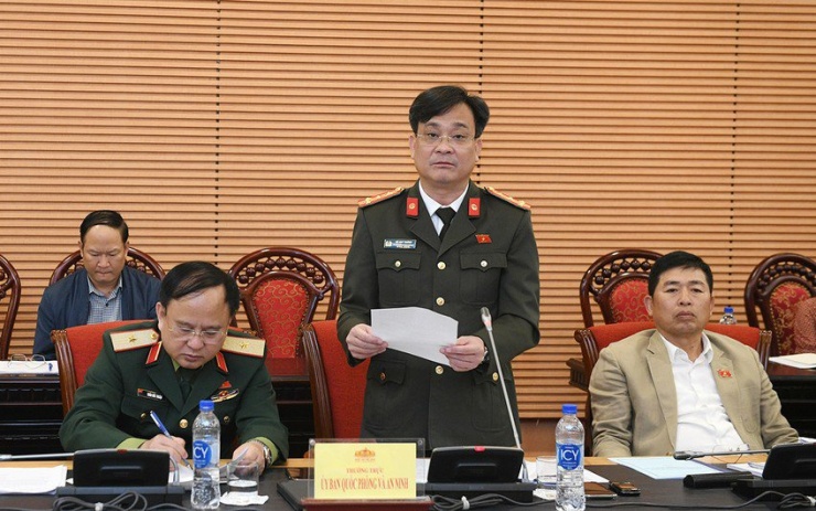 Đại tá Vũ Huy Khánh, Ủy viên Thường trực Ủy ban Quốc phòng và An ninh. Ảnh: QH