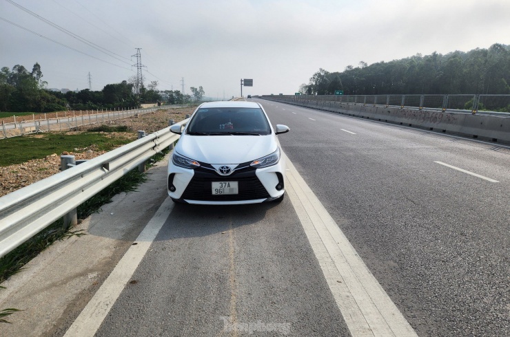 Bí bách khi đi trên cao tốc Nghi Sơn - Diễn Châu - 6