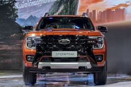 Tin tức ô tô - Nhiều đại lý Ford bắt đầu nhận cọc Ranger Stormtrak tại Việt Nam