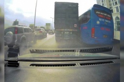 Ô tô - Clip: "Hung thần xa lộ" len lỏi, bon chen gặp ngay "thanh niên cứng"