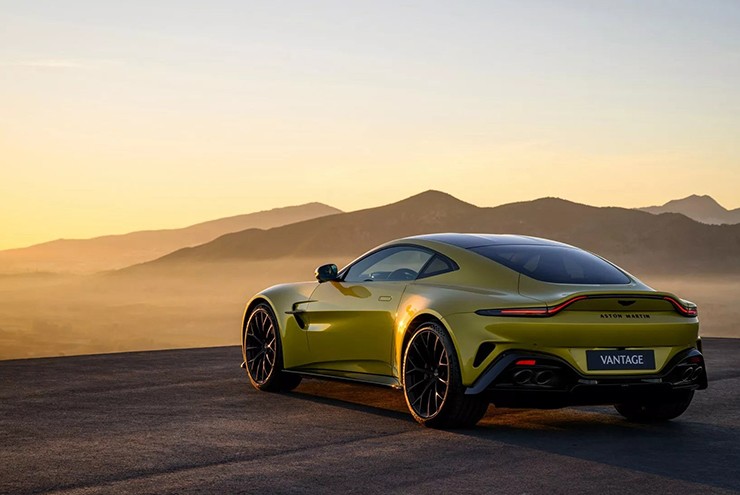 Aston Martin Vantage thế hệ mới lộ diện