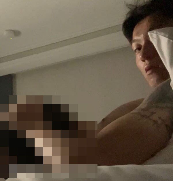 Hwang Ui Jo có thể bị buộc tội quay lén video nhạy cảm.