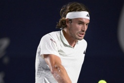 Kết quả các giải tennis: Casper Ruud vào bán kết Los Cabos Open, Tsitsipas thắng "hú vía"