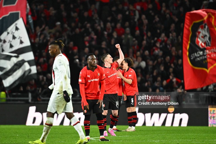 Rennes không thể giành vé vào vòng 1/8 Europa League&nbsp;dù thắng AC Milan