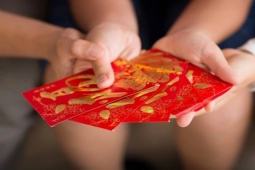 Phi thường - kỳ quặc - Ly hôn với vợ, chia tài sản, người cha Trung Quốc đòi chia luôn tiền lì xì của con