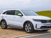 Tin tức ô tô - Giá xe KIA Sorento niêm yết và lăn bánh tháng 2/2024