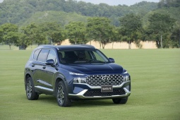 Giá xe Hyundai Santa Fe niêm yết và lăn bánh tháng 2/2024