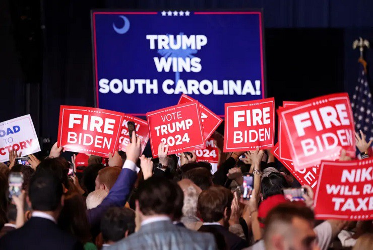 Ông Trump được xướng tên là người chiến thắng trong cuộc bỏ phiếu sơ bộ ở bang South Carolina hôm 24/2.